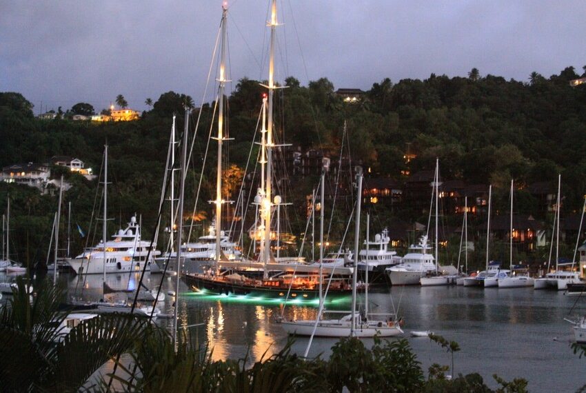 EXTRA - view from Mango Beach at night